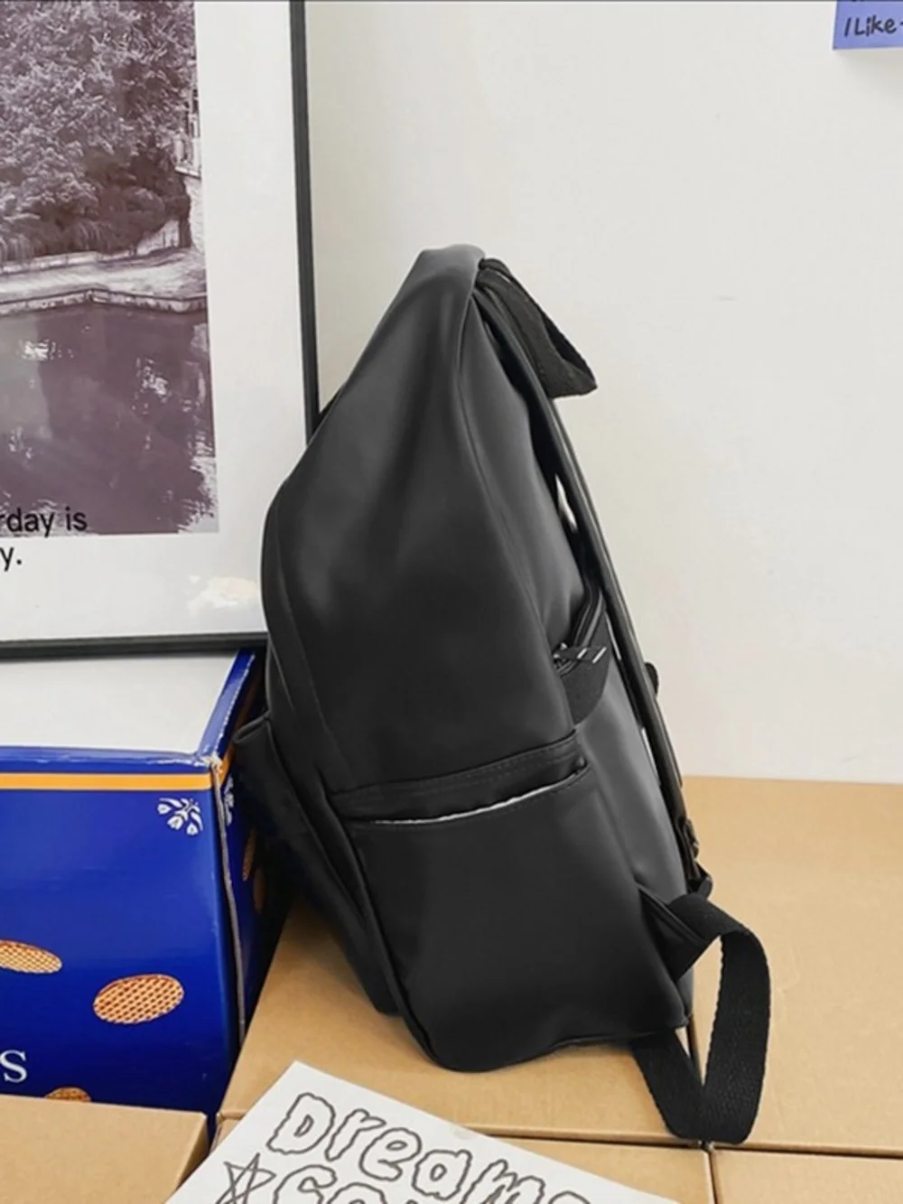Men's Black Tactical Backpack with Buckle Straps